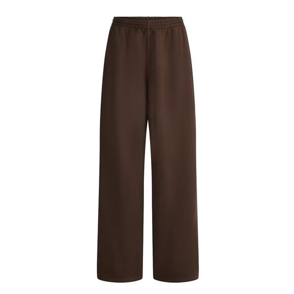 NWT SKIMS BOYFRIEND FLEECE STRAIGHT LEG PANTS IN ESPRESSO SIZE SMALL - Picture 1 of 7